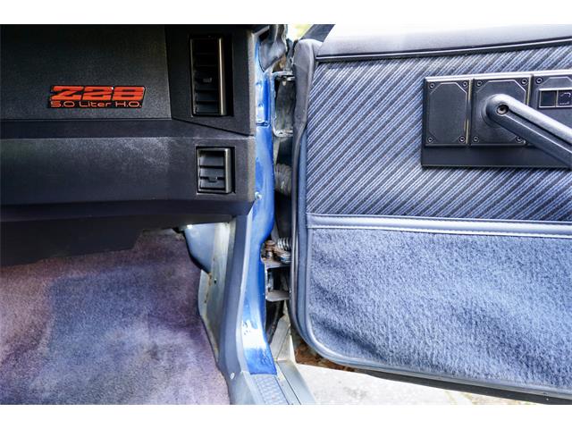 1984 Chevrolet Camaro IROC Z28 (CC-1646942) for sale in hudson, Massachusetts