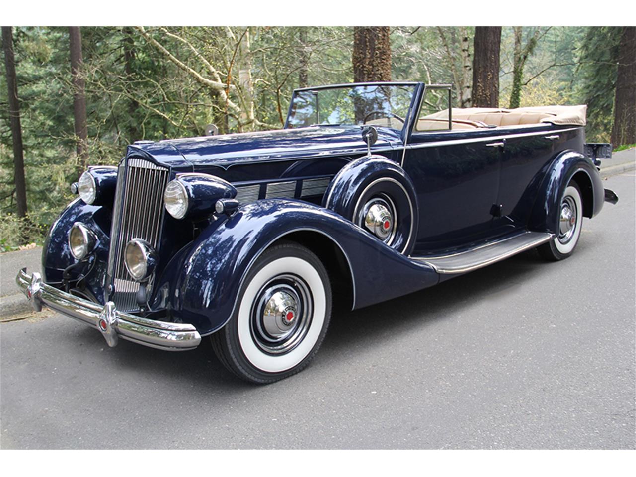 1937 Packard Super Eight in McMinnville, Oregon