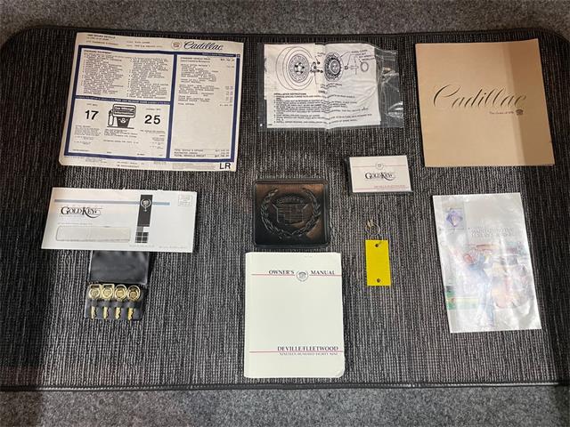 1989 Cadillac Sedan DeVille (CC-1647093) for sale in North Royalton, Ohio