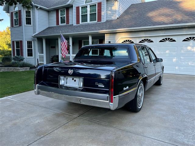1989 Cadillac Sedan DeVille (CC-1647093) for sale in North Royalton, Ohio