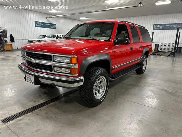 1997 Chevrolet Suburban (CC-1649117) for sale in Holland , Michigan