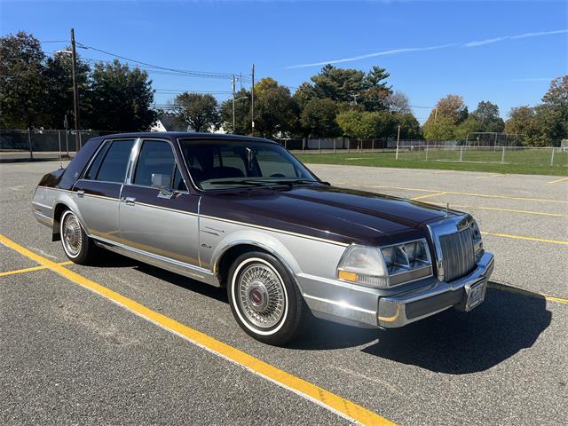 1984 Lincoln Continental (CC-1651118) for sale in Levittown,  NY