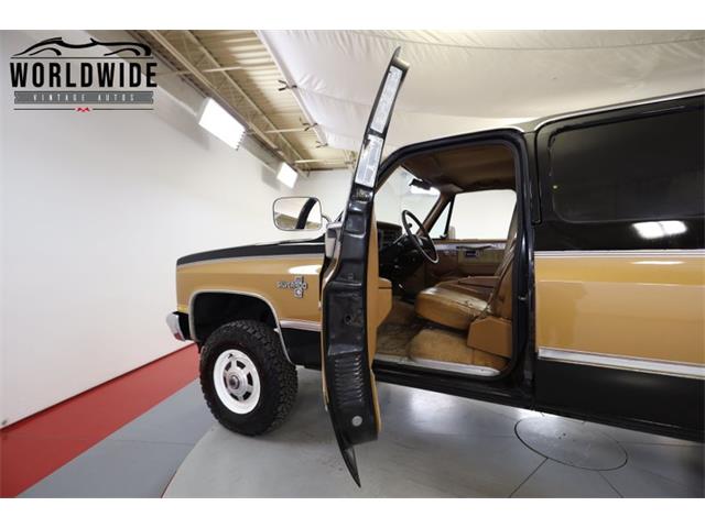 1988 Chevrolet Suburban (CC-1651885) for sale in Denver , Colorado