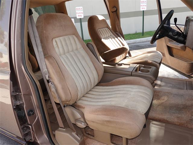 1994 Chevrolet Suburban (CC-1653899) for sale in Pittsburgh, Pennsylvania