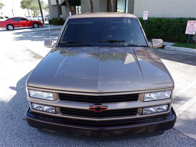 1994 Chevrolet Suburban (CC-1653899) for sale in Pittsburgh, Pennsylvania
