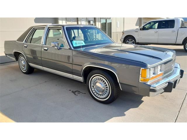 1988 Ford Crown Victoria (CC-1654024) for sale in Sioux Falls, South Dakota