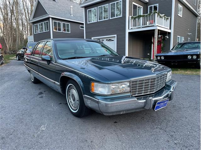 1994 Cadillac Fleetwood (CC-1654641) for sale in Charlton, Massachusetts