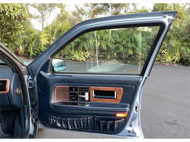 1988 Lincoln Continental (CC-1655246) for sale in Punta Gorda, Florida