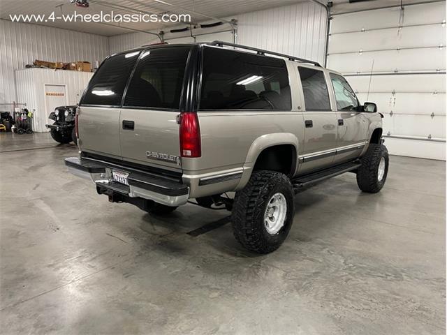 1999 Chevrolet Suburban (CC-1655455) for sale in Holland , Michigan