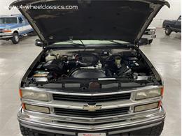 1999 Chevrolet Suburban (CC-1655455) for sale in Holland , Michigan