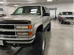 1999 Chevrolet Suburban (CC-1655455) for sale in Holland , Michigan