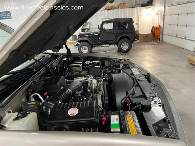 1999 Chevrolet Suburban (CC-1655455) for sale in Holland , Michigan