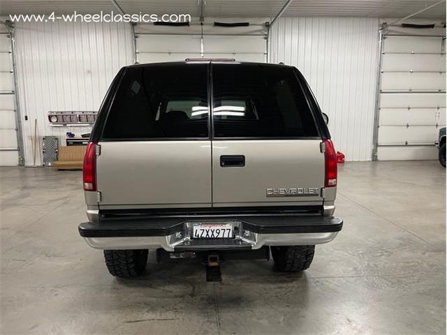 1999 Chevrolet Suburban (CC-1655455) for sale in Holland , Michigan