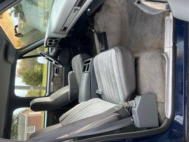 1988 Chevrolet Suburban (CC-1657975) for sale in Greensboro, North Carolina