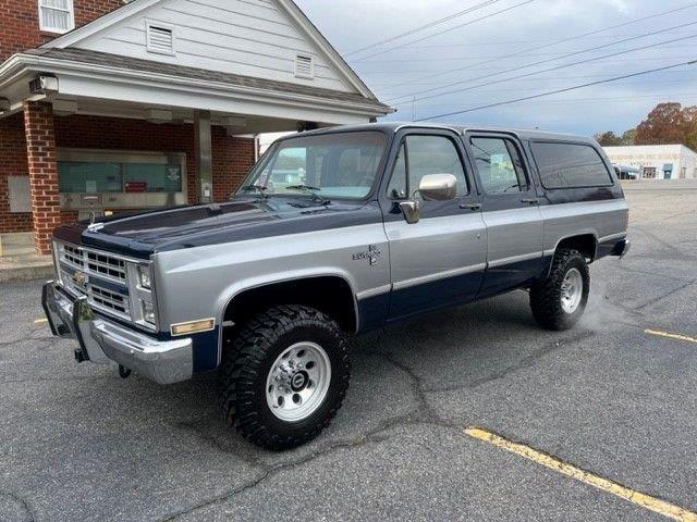 1988 Chevrolet Suburban (CC-1657975) for sale in Greensboro, North Carolina