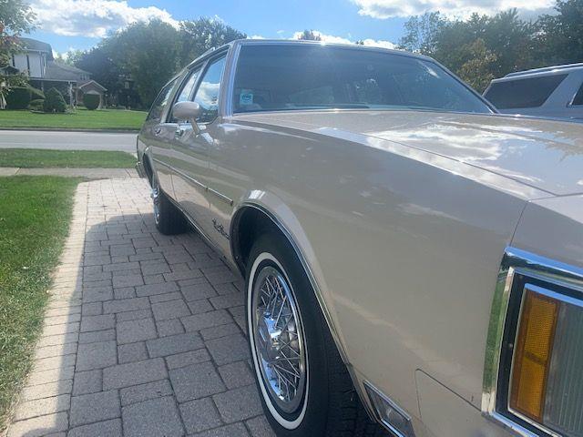 1982 Oldsmobile Custom Cruiser (CC-1660257) for sale in Hobart, Indiana