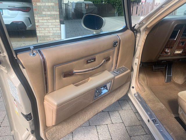 1982 Oldsmobile Custom Cruiser (CC-1660257) for sale in Hobart, Indiana