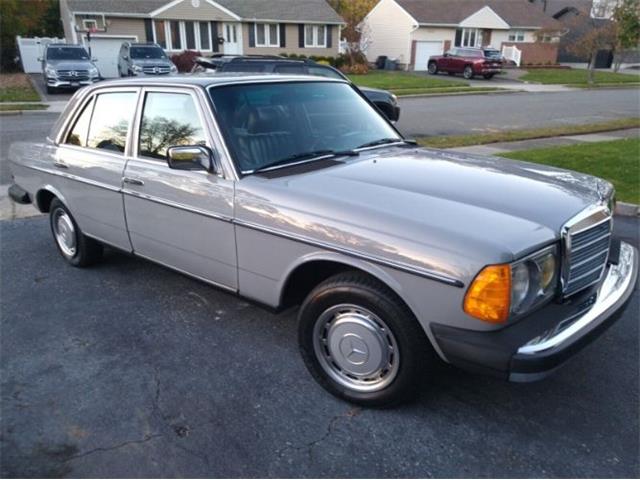 1983 Mercedes-Benz 240D (CC-1662596) for sale in Cadillac, Michigan