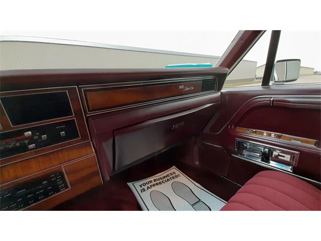 1989 Lincoln Town Car (CC-1662715) for sale in Sioux Falls, South Dakota