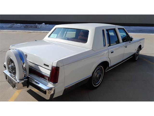 1989 Lincoln Town Car (CC-1662715) for sale in Sioux Falls, South Dakota