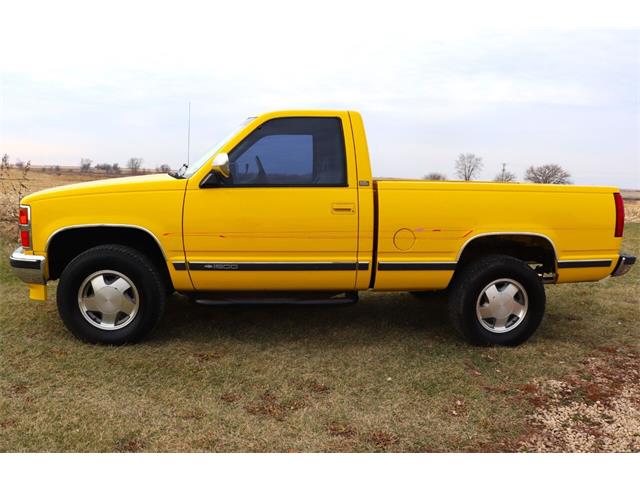 1993 Chevrolet C/K 1500 (CC-1664006) for sale in Clarence, Iowa