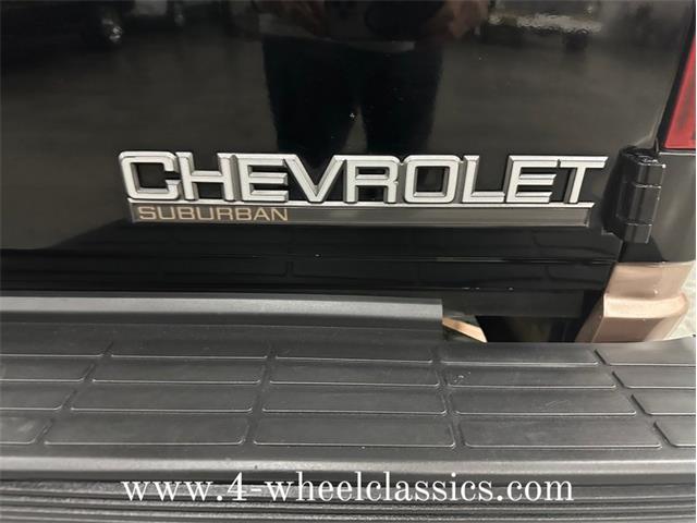 1997 Chevrolet Suburban (CC-1664623) for sale in Holland , Michigan