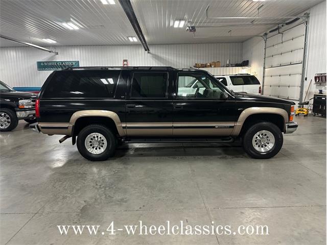1997 Chevrolet Suburban (CC-1664623) for sale in Holland , Michigan