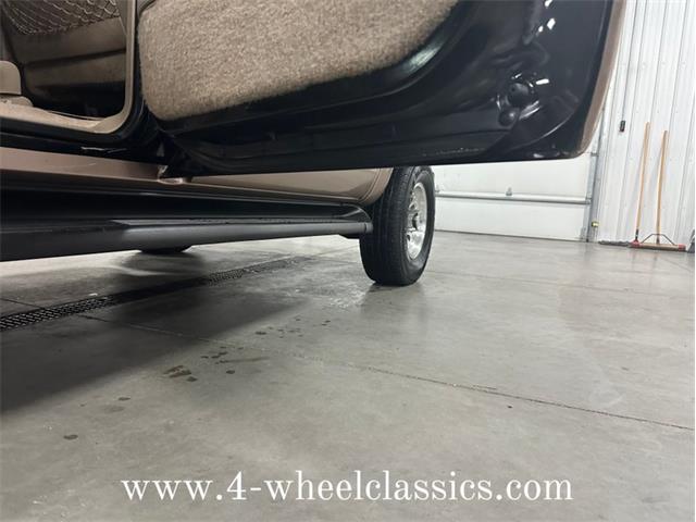 1997 Chevrolet Suburban (CC-1664623) for sale in Holland , Michigan