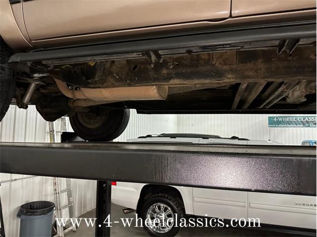 1997 Chevrolet Suburban (CC-1664623) for sale in Holland , Michigan
