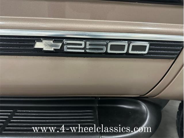 1997 Chevrolet Suburban (CC-1664623) for sale in Holland , Michigan