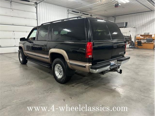 1997 Chevrolet Suburban (CC-1664623) for sale in Holland , Michigan