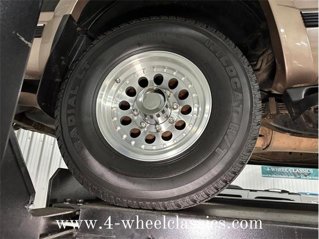 1997 Chevrolet Suburban (CC-1664623) for sale in Holland , Michigan