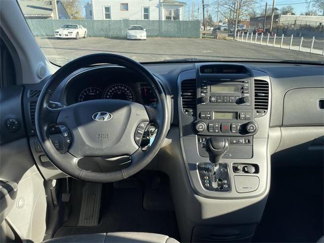 2007 Hyundai Entourage (CC-1666052) for sale in Woodbury, New Jersey