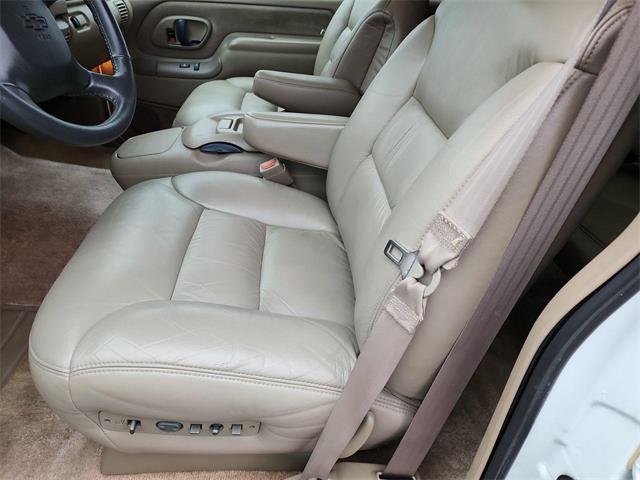 1998 Chevrolet Suburban (CC-1672058) for sale in Ross, Ohio