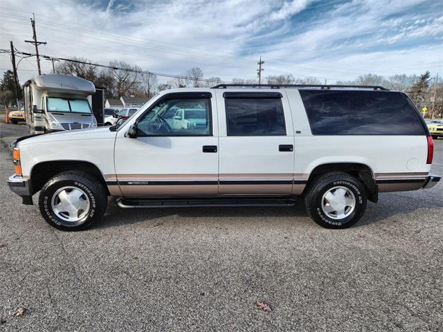 1998 Chevrolet Suburban (CC-1672058) for sale in Ross, Ohio