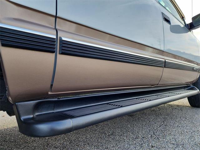 1998 Chevrolet Suburban (CC-1672058) for sale in Ross, Ohio