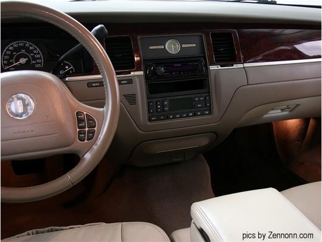 2003 Lincoln Town Car (CC-1670488) for sale in Addison, Illinois