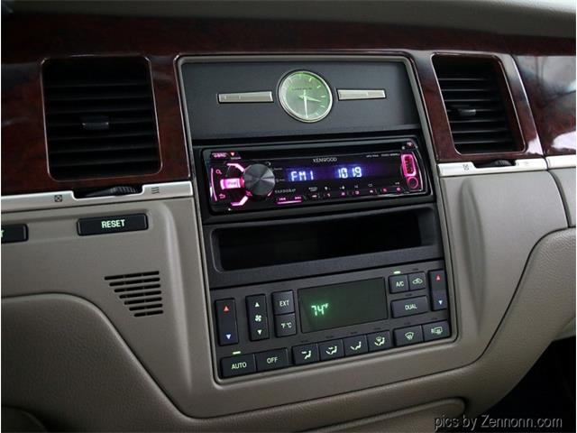2003 Lincoln Town Car (CC-1670488) for sale in Addison, Illinois