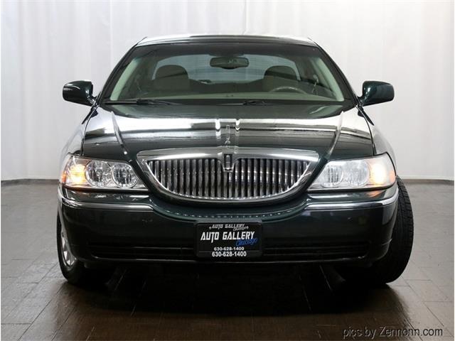 2003 Lincoln Town Car (CC-1670488) for sale in Addison, Illinois