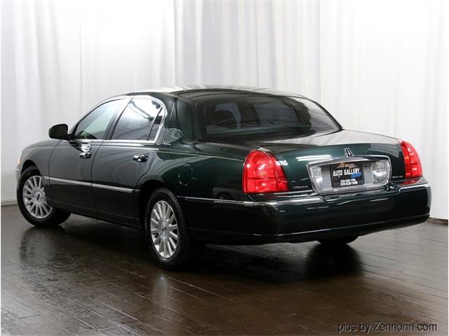 2003 Lincoln Town Car (CC-1670488) for sale in Addison, Illinois