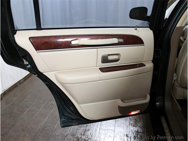 2003 Lincoln Town Car (CC-1670488) for sale in Addison, Illinois