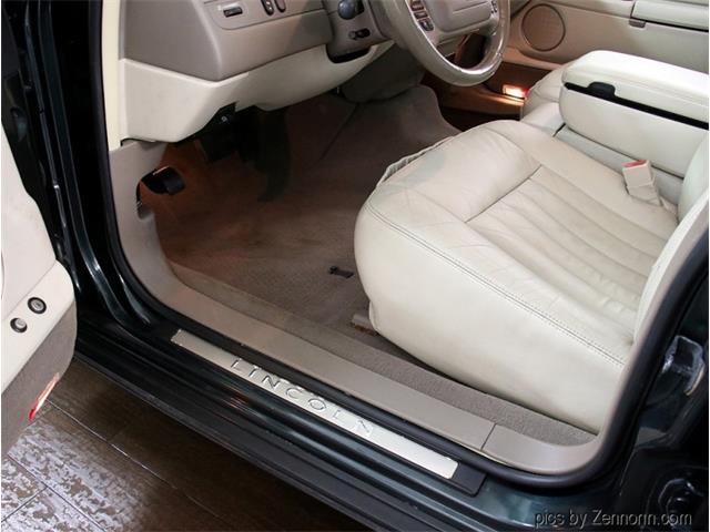2003 Lincoln Town Car (CC-1670488) for sale in Addison, Illinois