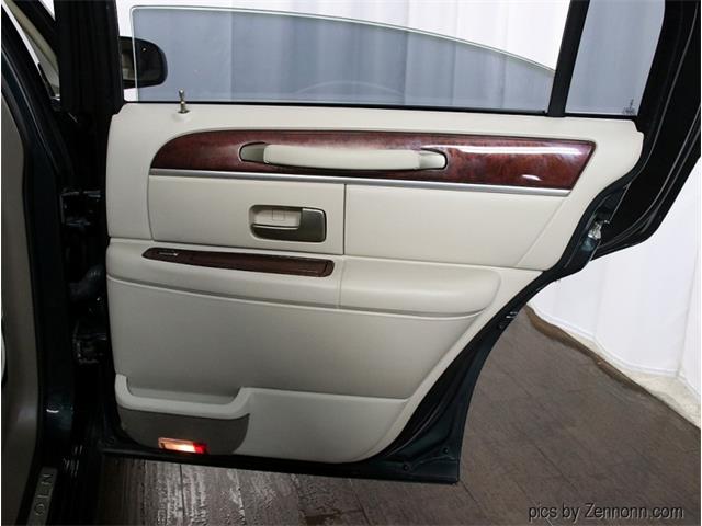 2003 Lincoln Town Car (CC-1670488) for sale in Addison, Illinois