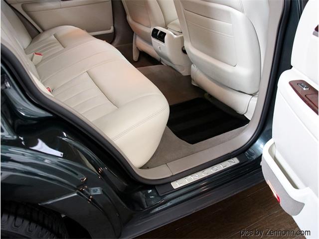 2003 Lincoln Town Car (CC-1670488) for sale in Addison, Illinois
