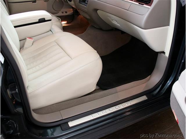 2003 Lincoln Town Car (CC-1670488) for sale in Addison, Illinois