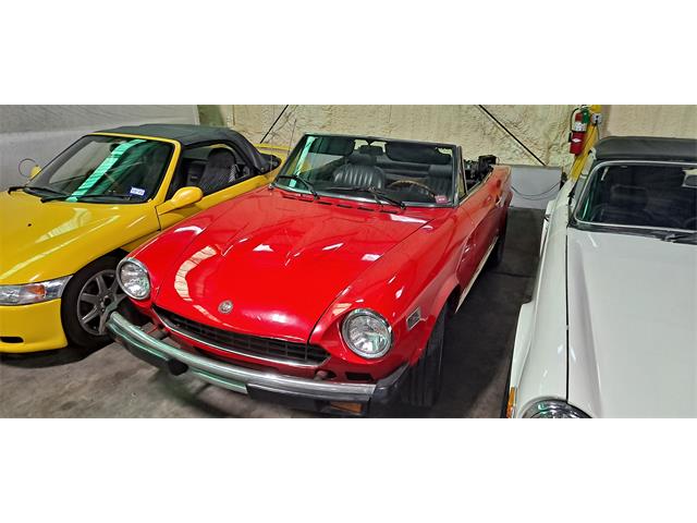 1976 Fiat 124 Spider 2000 (CC-1675028) for sale in Houston, Texas