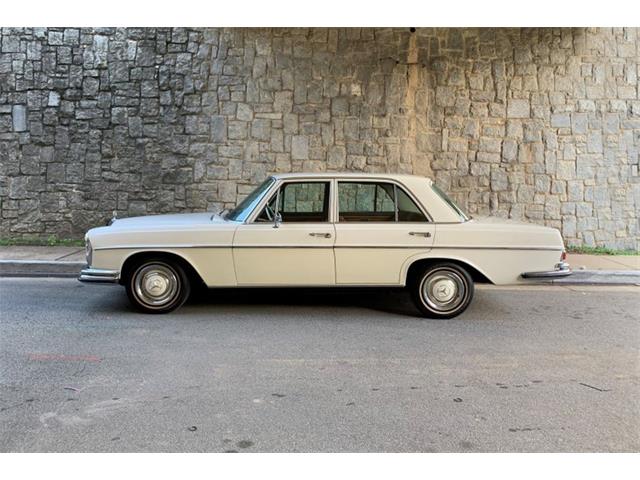 Elegant 1967 Mercedes 250s For Sale Photos