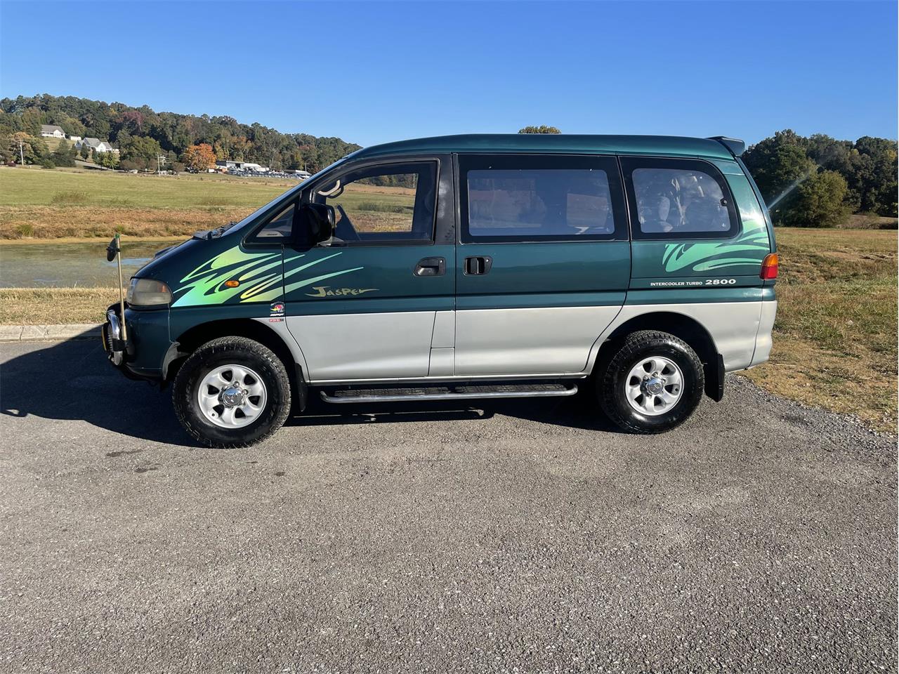 Mitsubishi delica 1996