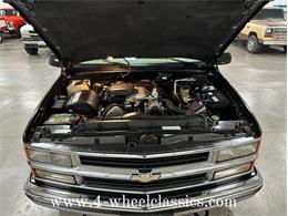 1999 Chevrolet Suburban (CC-1682152) for sale in Holland , Michigan