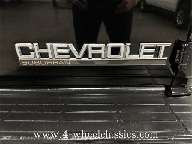 1999 Chevrolet Suburban (CC-1682152) for sale in Holland , Michigan